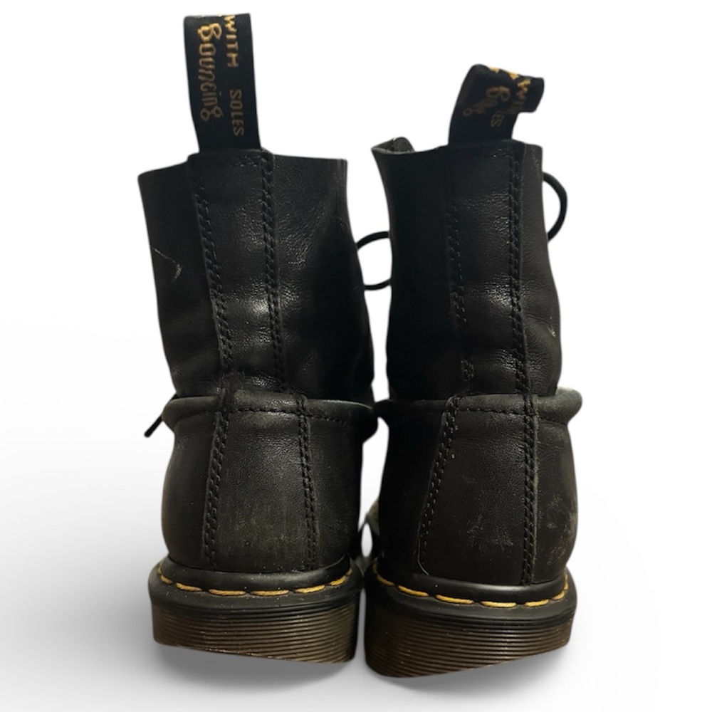 Dr. Marten’s classic combat boots women’s size 9 worn in condition - Picture 4 of 14